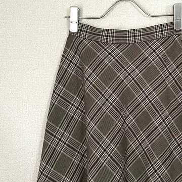 [택 포함 새상품] iCHIE 롱 스커트 플레어 체크 무늬 안감 부착