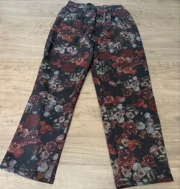 꽃무늬 팬츠 블랙