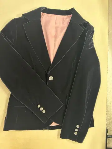 벨벳 네이비 테일러드 자켓