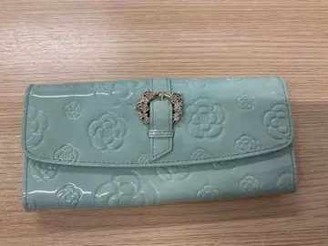 CLATHAS 클레이사스 에나멜 장지갑 민트 그린