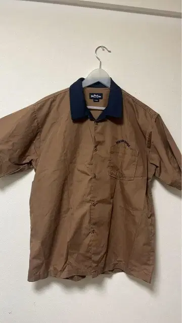 Flip the script 반팔 셔츠 브라운