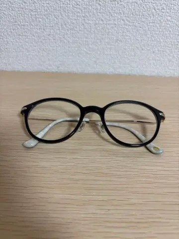 [ Zoff ] 오벌 프레임 블랙 패션 안경 검은색 테두리