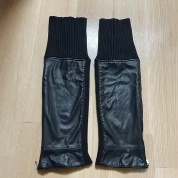 먼싱웨어 여성용 골프용 레그 워머 가죽풍