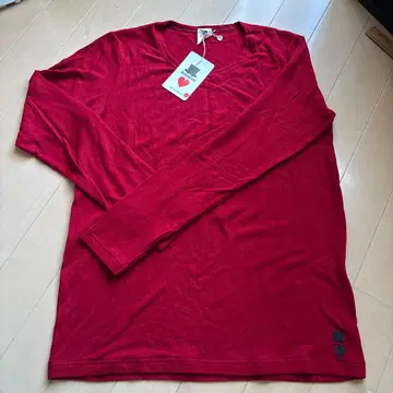 보헤미안즈 Bnhemians 빨간색 V넥 긴팔 T셔츠