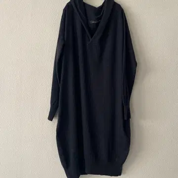 미즈이로 인드 그레이 오버 사이즈 니트 원피스 V넥