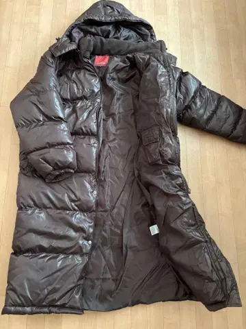 다크 브라운 후드 부착 롱 다운 자켓 L 충전솜