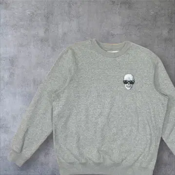 해골 프린트 맨투맨 M~L 사이즈 상당 1296