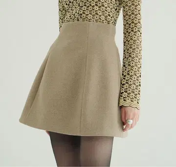 CONSTRUCTIVE MINI SKIRT