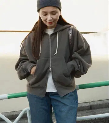 holiday 저널 스탠다드 champion 후드티