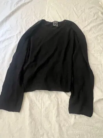 Lisette 100% 캐시미어 블랙 긴팔 니트