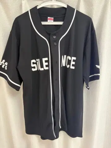 SiM 블랙 컬러 베이스볼 셔츠 XL