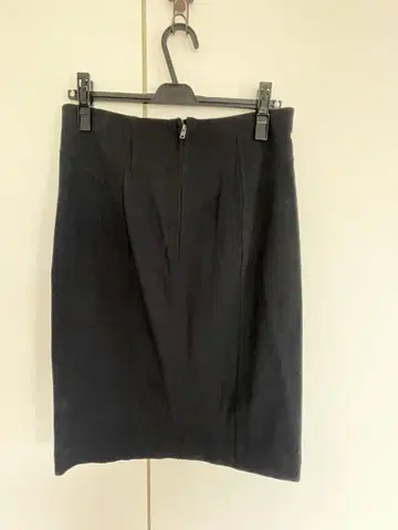 안테일러 블랙 원피스 슬리브리스 4 포멀 심플