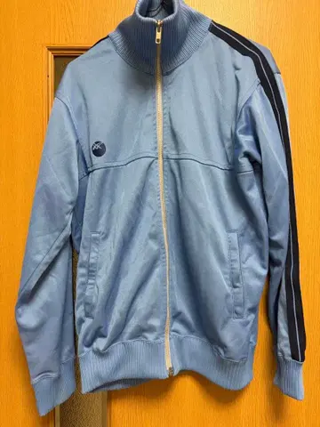 ASICS 라이트 블루 집업 저지