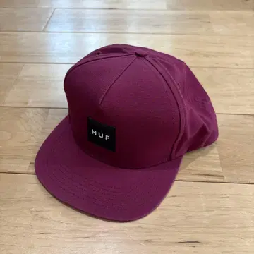 HUF 버건디 야구 모자