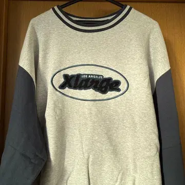 XLARGE 로고 자수 맨투맨 XL 사이즈 블랙/그레이