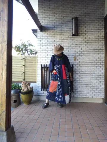 당초, 학, 거북 무늬 원피스