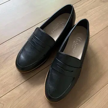 아르테미스 바이 다이애나 통굽 코인 로퍼