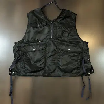 유니버설 스타일 웨어 블랙 베스트