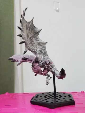 몬스터 헌터 피규어 리오레이아 아종