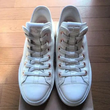 스케쳐스 Snoop Dogg 화이트 스니커즈