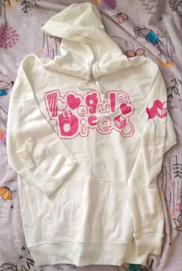 이레이스 나이코 후드티