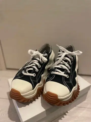 컨버스 란스타 모션 로우컷 24.5cm