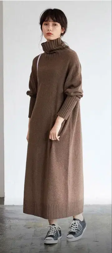 ADAM ET ROPE 울 빅 터틀 니트 원피스