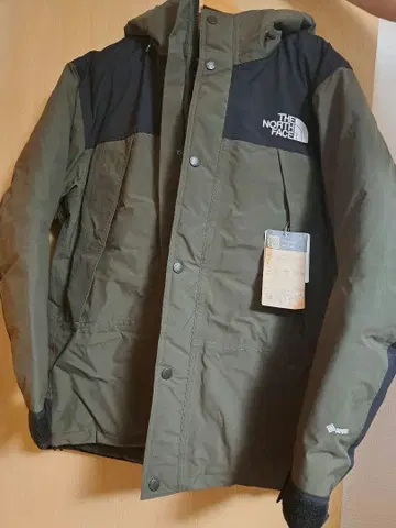 새상품 THE NORTH FACE 마운틴 다운 자켓 GORE-TEX