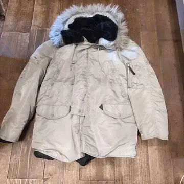 그레이 밀리터리 자켓 후드 부착