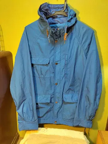 에스트네이션 파란색 나일론 자켓 사이즈 S