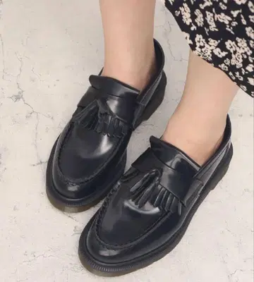 닥터마틴 태슬 로퍼 UK5