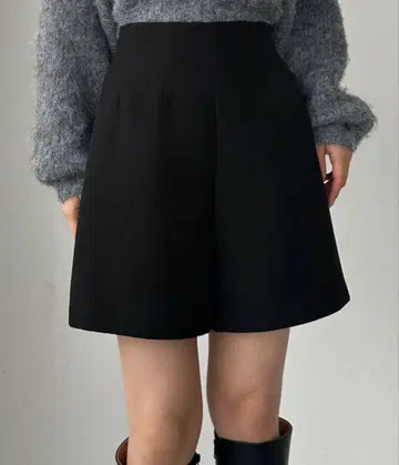 Louere 블랙 숏팬츠 택 포함 새상품
