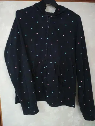 하트 무늬 플리스 후드티