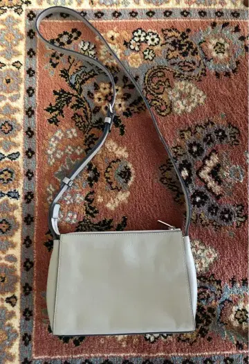 마더하우스 MOTHERHOUSE 엣지 컬러 미니 숄더 새상품급