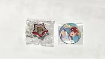 이웃집 사카타. 링 라이트 1개, 캔뱃지 1개