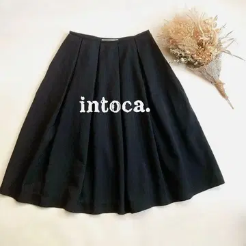 인투카 일본제 턱 플레어 스커트 블랙 1
