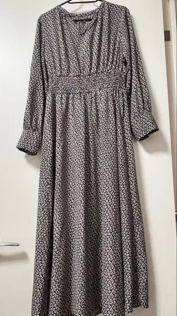 [ 새상품급 ] N. 꽃무늬 롱 원피스 M 사이즈