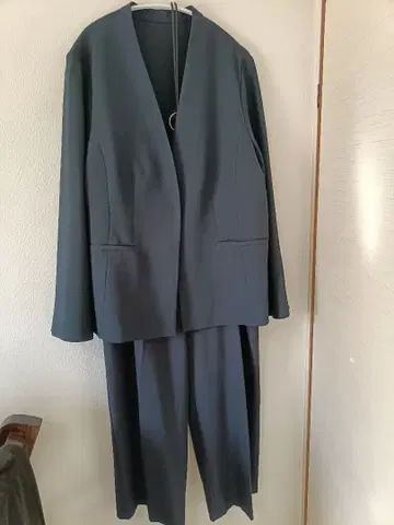 네이비 노카라 수트 셋업