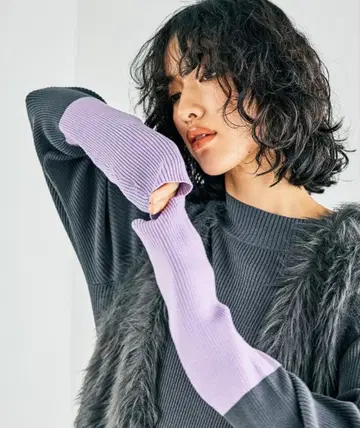 LEPSIM 12게이지 배색 하이넥 풀오버 (차콜 x 라벤더)