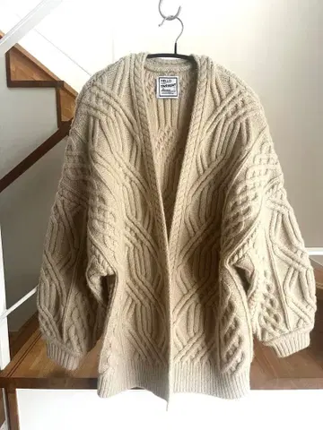 HELLO TASIKENT 케이블 니트 가디건 거의 미사용품