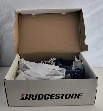 BRIDGESTORE 워킹화 미사용품