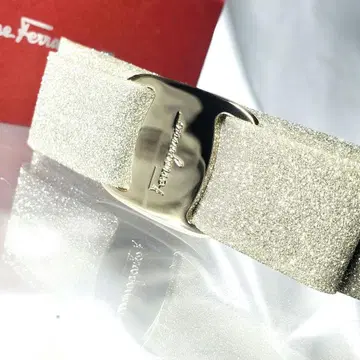 [ 레어!!글리터 컨디션 최상 ] 페라가모 바라 머리핀 h-014