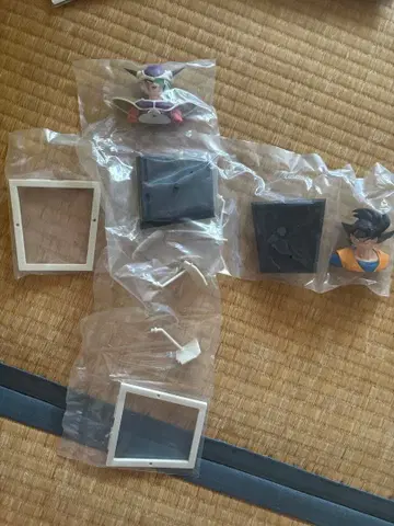 드래곤볼 제일복권 E상 만화 스트럭처 프리저 손오공 2종 세트