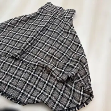 dazzlin 코르셋풍 체크 무늬 플레어 스커트