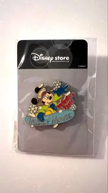 [ 새상품 미개봉 ] 디즈니 미키 스노우보드 핀 배지