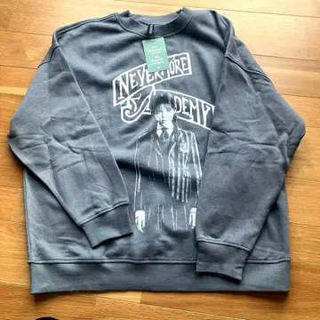 H&M Wednesday Addams 그레이 맨투맨 M