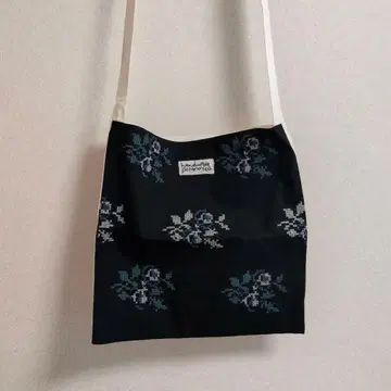 pot and tea 숄더백