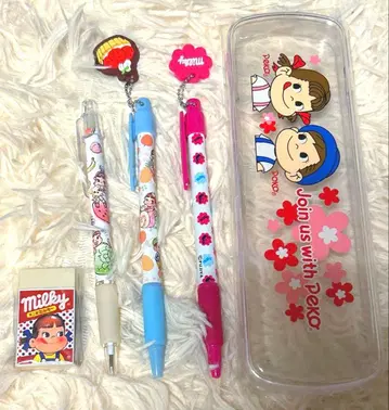 미사용 새상품 후지야 밀키 페코짱 펜 케이스 볼펜