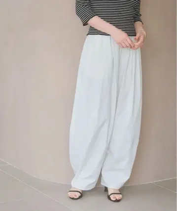 apart by lowrys 코쿤 볼륨 팬츠