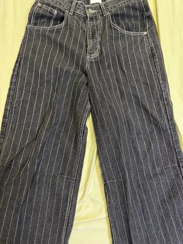 BLESSU 스트라이프 팬츠 그레이